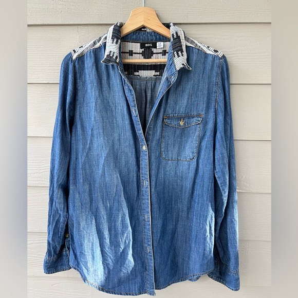 BDG Tops - BDG Long sleeve button up embroidered collar shirt Size Large